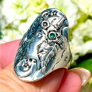 Shepherdess/Viking Queen/wiccan/Silver Women's Ring with Intricate Design